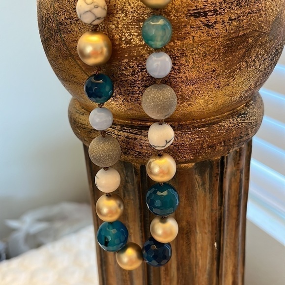 NWOT Talbots gold necklace with blue and gold beads length 16 inches - Picture 3 of 3